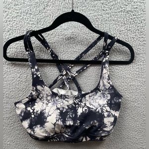 Lululemon Energy Sports Bra Shibori Black White Size 10 Luxtreme removable cups